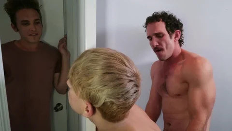 Family Cums First - Greg Mckeon and Daniel Hausser American Hook up