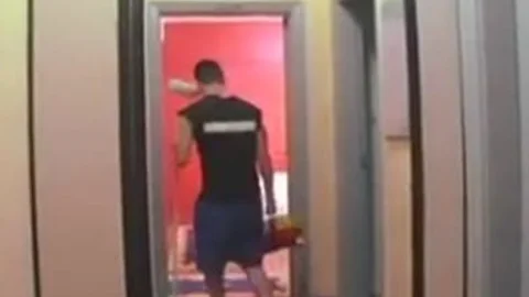 twink receives Scammed - NakedSnapShots.com -