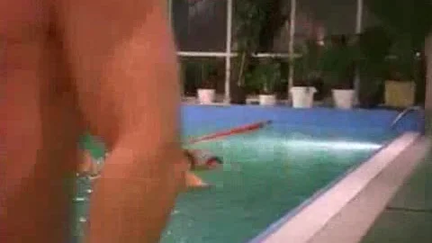 Poolside engulf And fuck