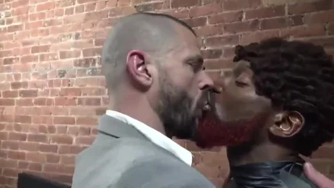homo pound 35